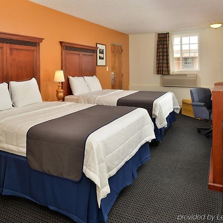 Rodeway Inn Saint Joseph Exteriér fotografie