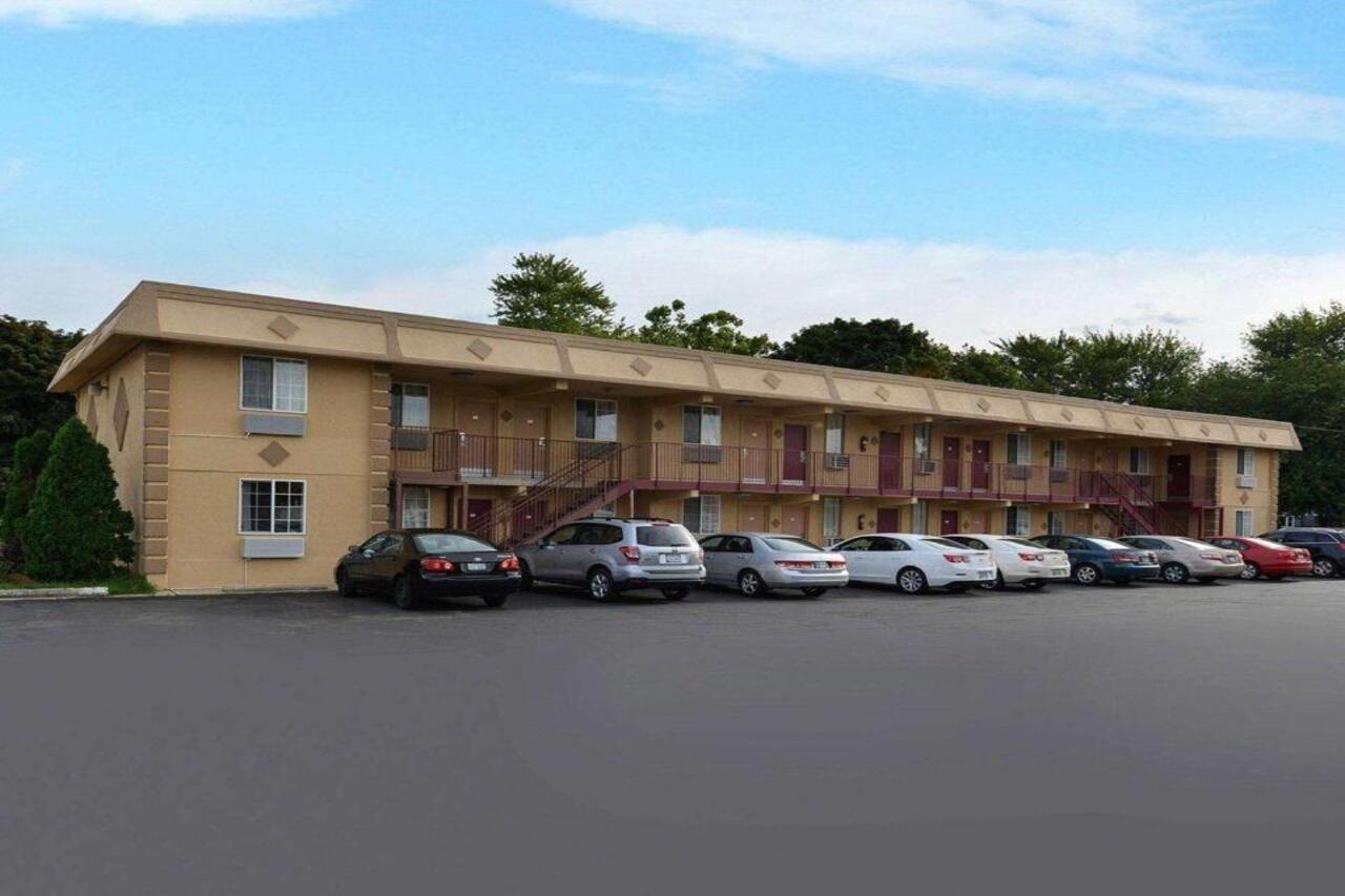 Rodeway Inn Saint Joseph Exteriér fotografie