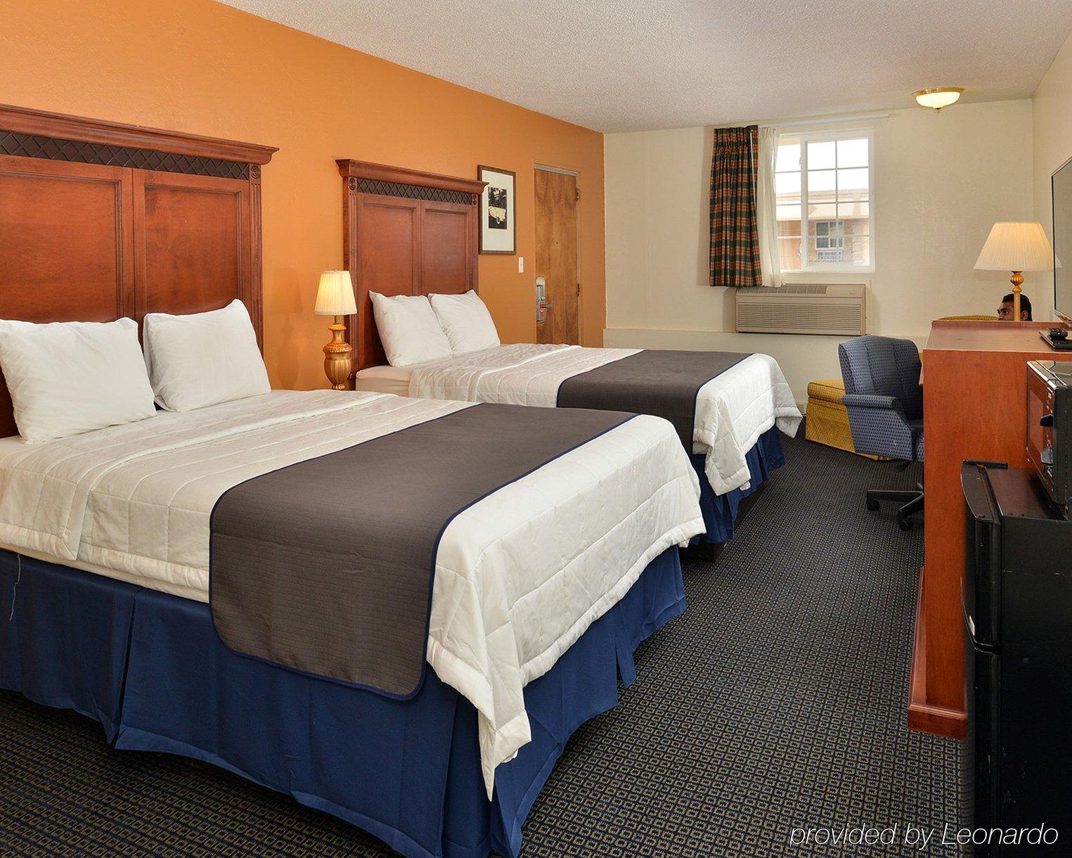 Rodeway Inn Saint Joseph Exteriér fotografie