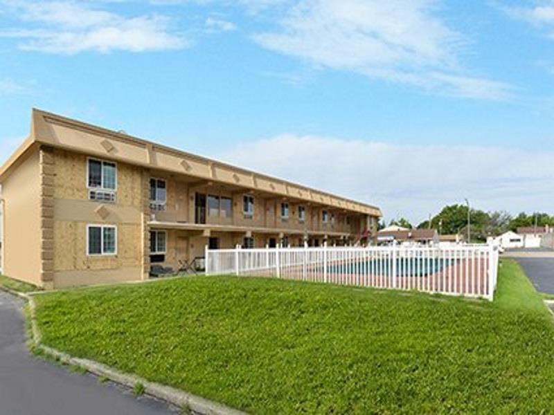 Rodeway Inn Saint Joseph Exteriér fotografie