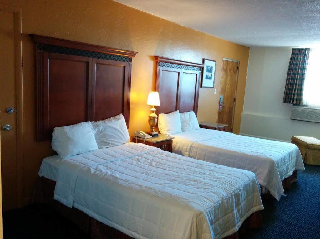 Rodeway Inn Saint Joseph Exteriér fotografie
